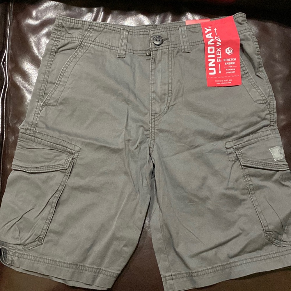 Mens cargo shorts  - Size 30 - Gray - NWT